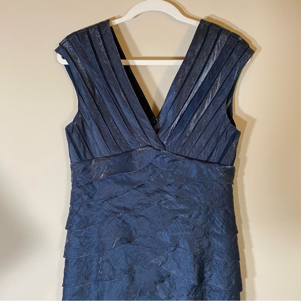 Adrianna Papell Tiered Petal Layered Sheath Party Dress Shiny Blue Size 10